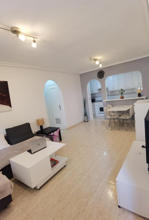 Z Duzym Tarasem Na Pieknym Osiedlu Apartamento
